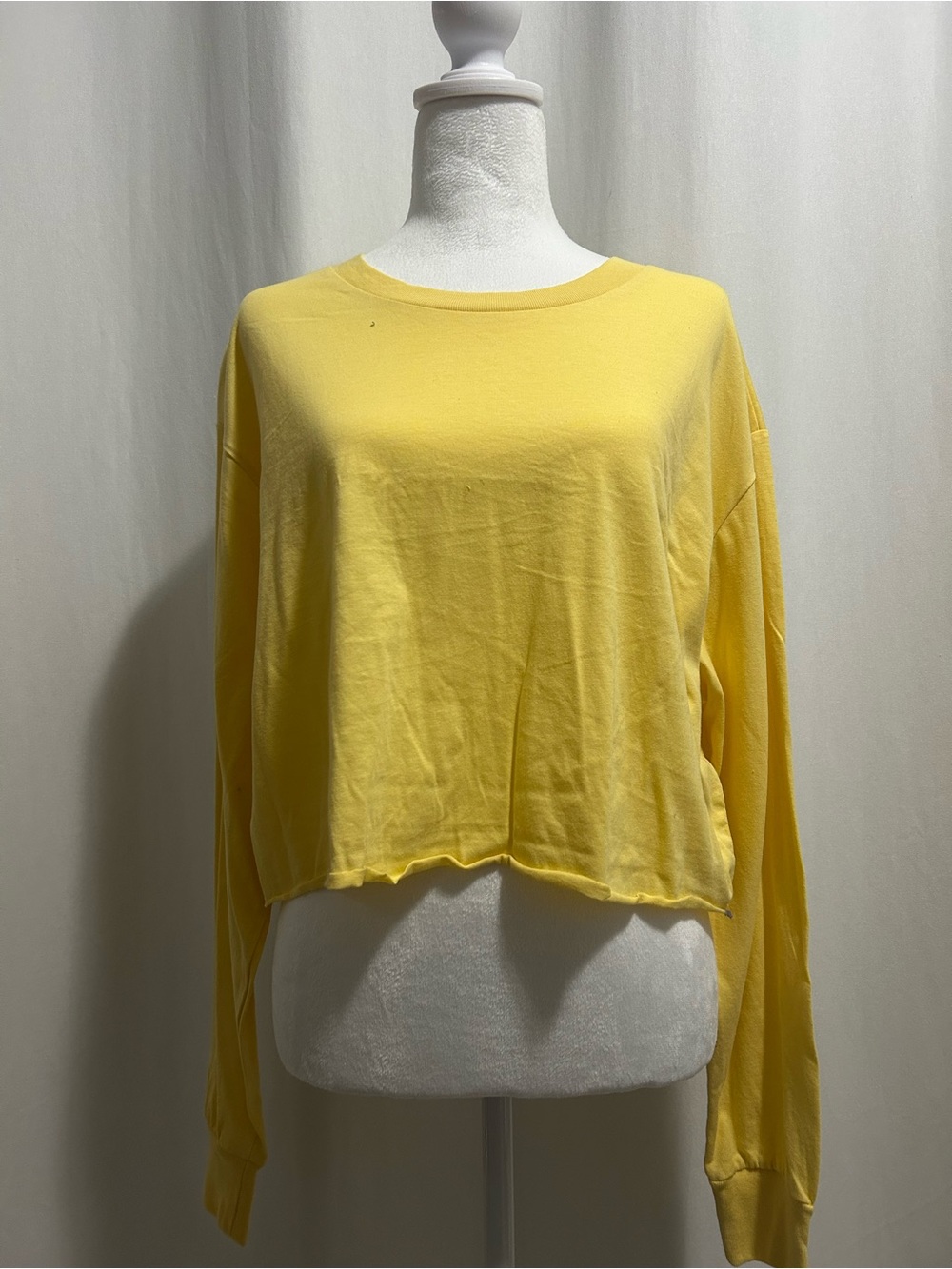 Forever 21 Yellow Cropped Lightweight Sweatshirt